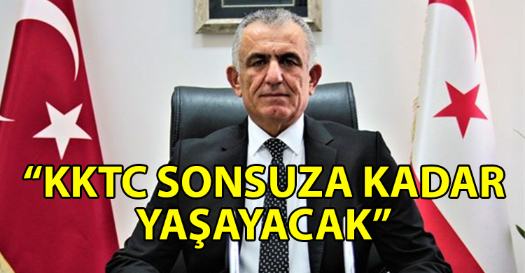 ozgur_gazete_kibris_Cavusoglu_ndan_15_Kasim_Cumhuriyet_Bayrami_mesajı