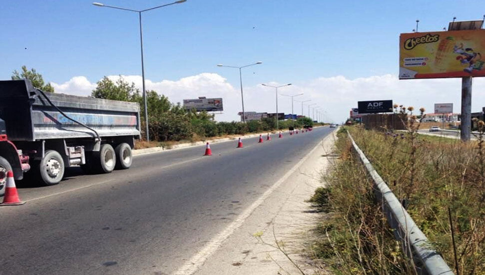 Sosyal medya üzerinde örgütlenen bir grup hayvansever, Gönyeli Çemberi-Boğazköy arasında yapılan yol çalışmalarında hayvanların hayatının hiçe sayıldığına dikkat çekti1