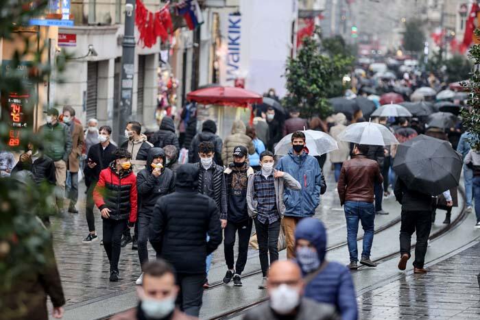 ozgur_gazete_kibris_istiklal_caddesi