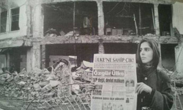 ozgur_gazete_kibris_manset